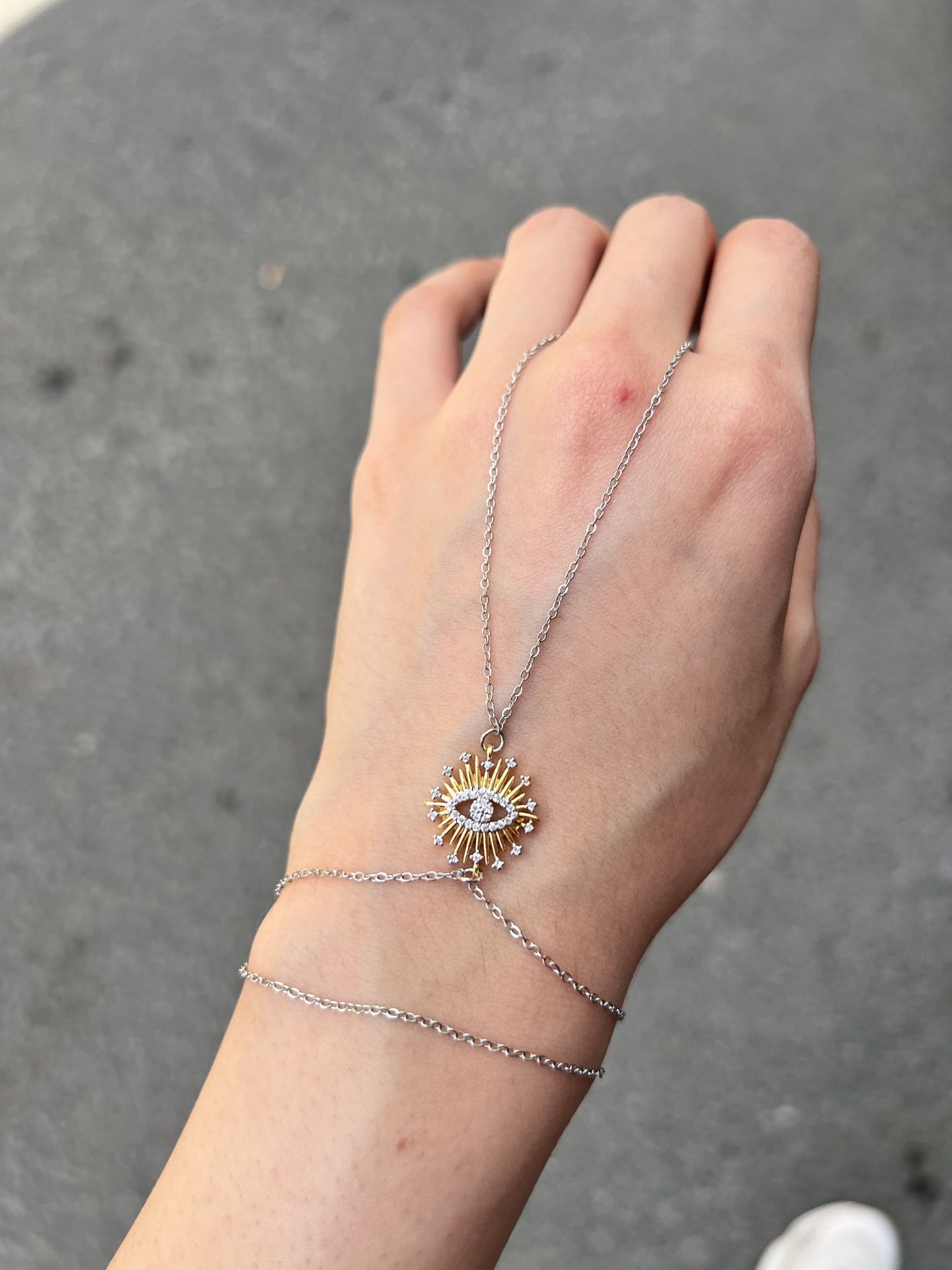 Silver Gözlü Şahmeran